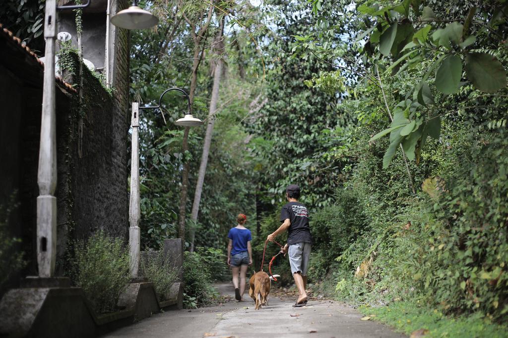 Ferienwohnung Rumah Senjakala Bantul Exterior foto